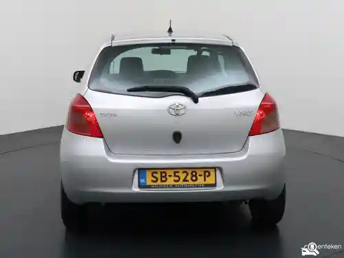 Toyota Yaris 1.3 2008