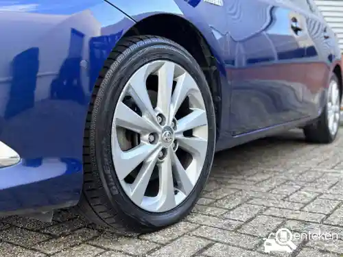 Toyota Auris Touring Sports 1.8 Hybrid 2016