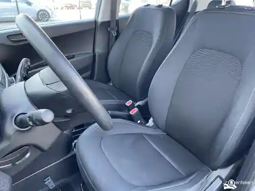 Hyundai i10 1.0 blue 2018
