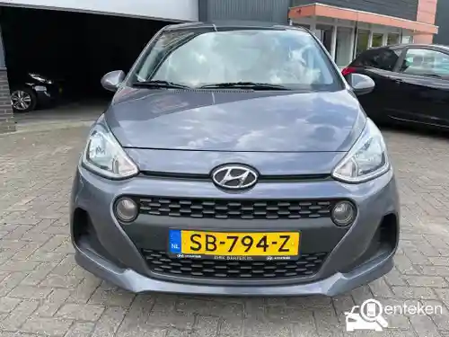 Hyundai i10 1.0 blue 2018