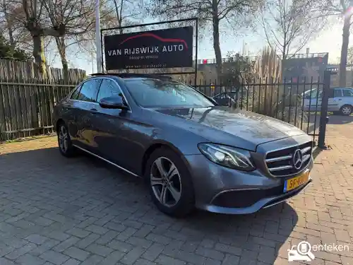 Mercedes-Benz E 220 d 2016