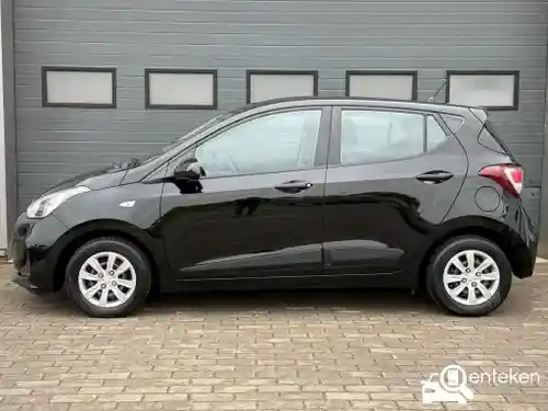 Hyundai i10 1.0 blue 2018
