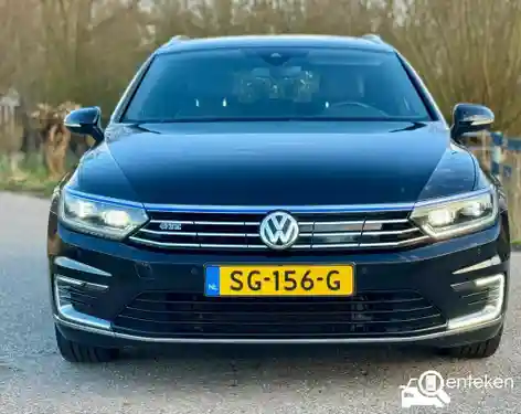 VW Passat Variant GTE 2016