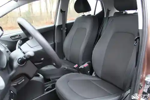 Hyundai i10 1.0 blue 2018
