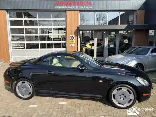 Lexus SC 430 2002