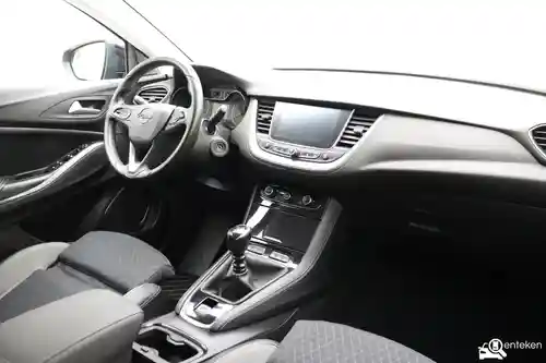 Opel Grandland X 1.2 DI Turbo 2018