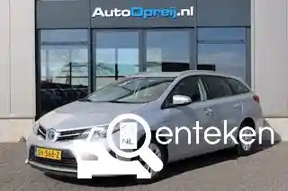 Toyota Auris Touring Sports 1.8 Hybrid 2013