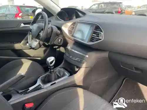 Peugeot 308 SW PureTech 130 2017