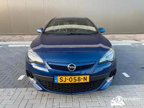Opel Astra GTC 1.6 Turbo 2013