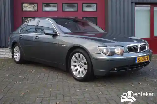 BMW 760i 2003