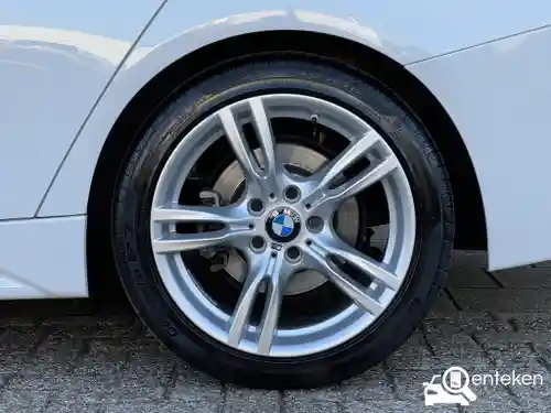 BMW 320i Touring 2018