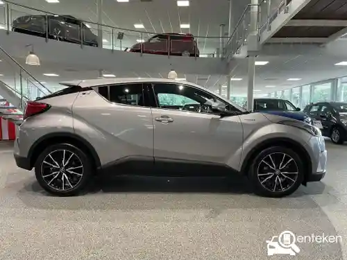 Toyota C-HR 1.8 Hybrid 2018