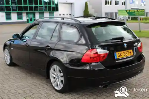 BMW 318i Touring 2008