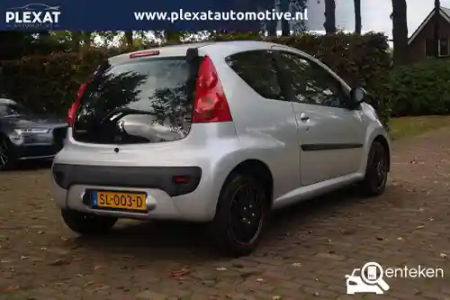 Peugeot 107 1.0 70 2010