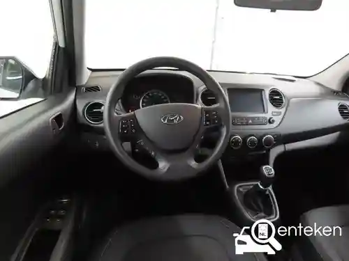 Hyundai i10 1.0 blue 2018