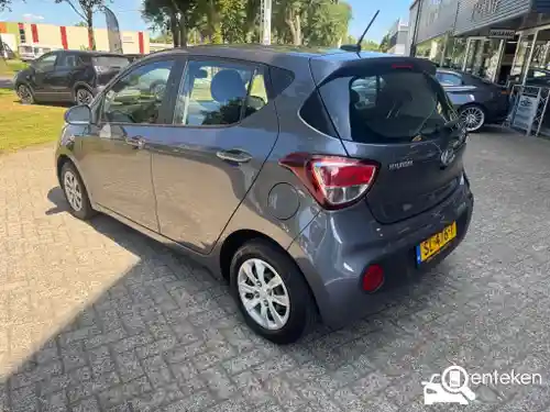 Hyundai i10 1.0 blue 2018