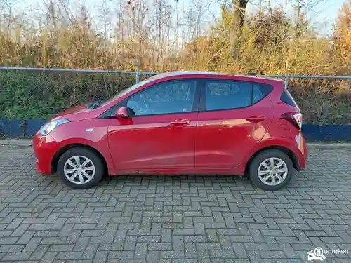 Hyundai i10 1.0 blue 2018