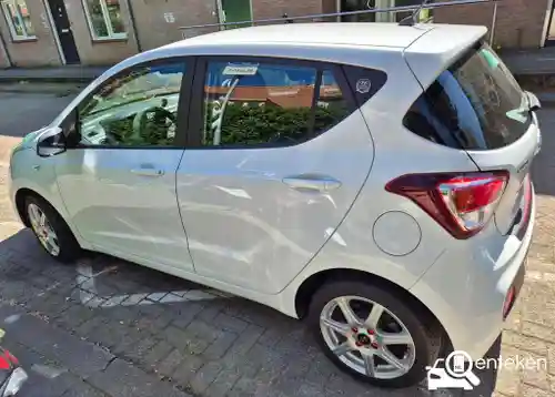 Hyundai i10 1.0 blue 2018