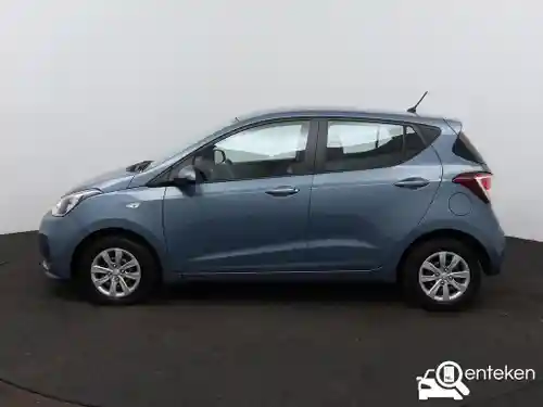 Hyundai i10 1.0 blue 2018