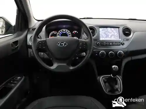 Hyundai i10 1.0 blue 2018