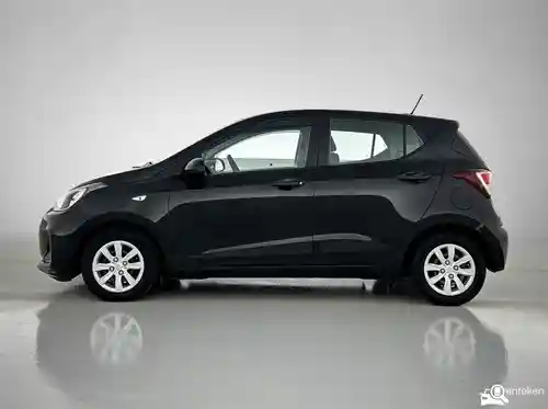 Hyundai i10 1.0 blue 2018