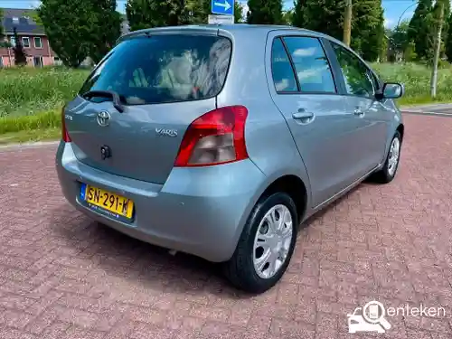 Toyota Yaris 1.3 2008