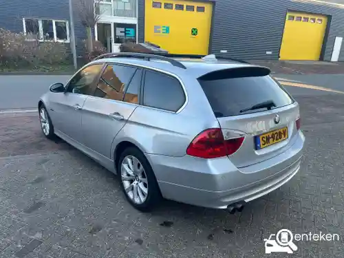 BMW 325i 2006