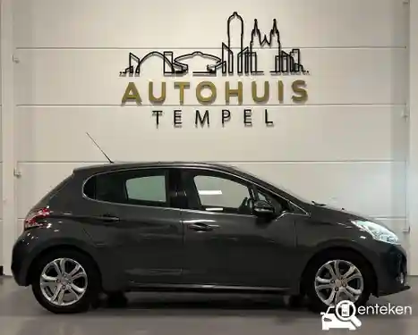 Peugeot 208 1.2 PureTech 82 2013