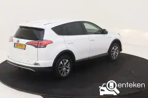 Toyota RAV4 2.5 Hybrid 2018