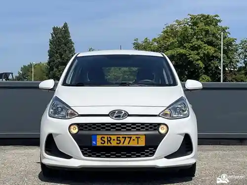 Hyundai i10 1.0 blue 2018