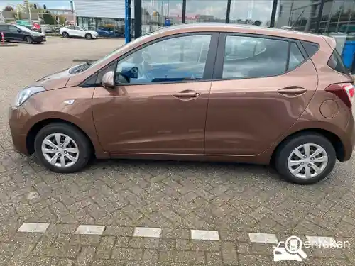 Hyundai i10 1.0 blue 2018