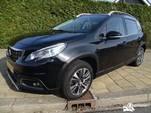 Peugeot 2008 1.2 PureTech 110 2017