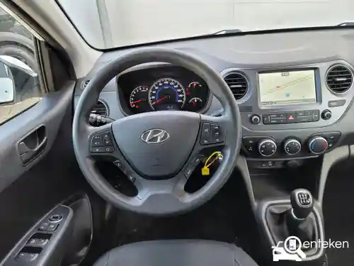 Hyundai i10 1.0 blue 2018