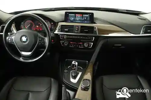 BMW 318i Touring 2018