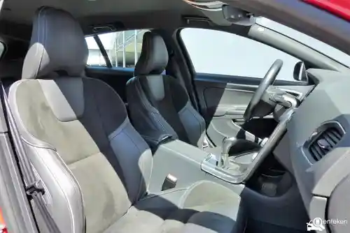 Volvo V60 T4 2018