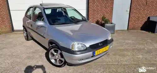 Opel Corsa 1.4 16V 1998