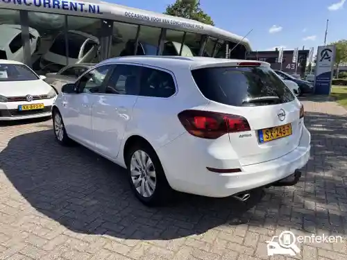 Opel Astra Sports Tourer 2.0 CDTI 2011