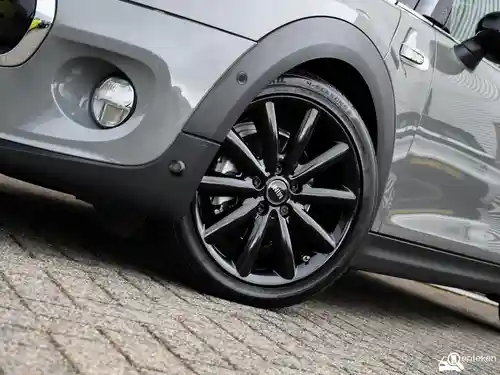 MINI  Cooper 2018