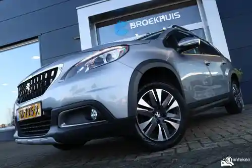 Peugeot 2008 1.2 PureTech 110 2018