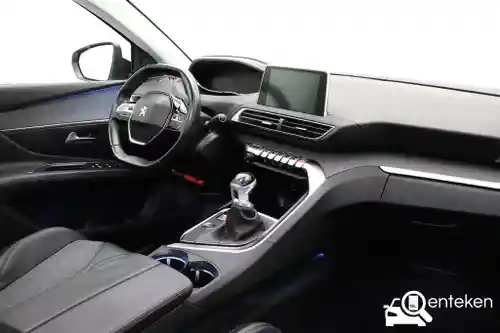 Peugeot 3008 1.2 PureTech 130 2018