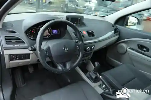 Renault Mégane Grandtour 1.6 16V 100 2012