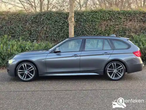 BMW 318i Touring 2018