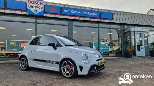 Abarth 595 2021