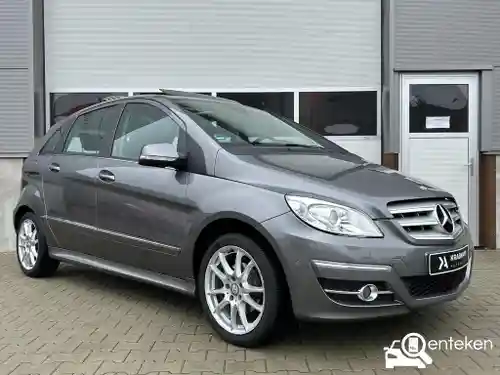 Mercedes-Benz B 180 2010