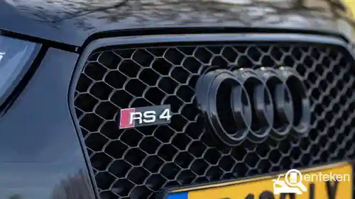 Audi RS4 Avant 2014