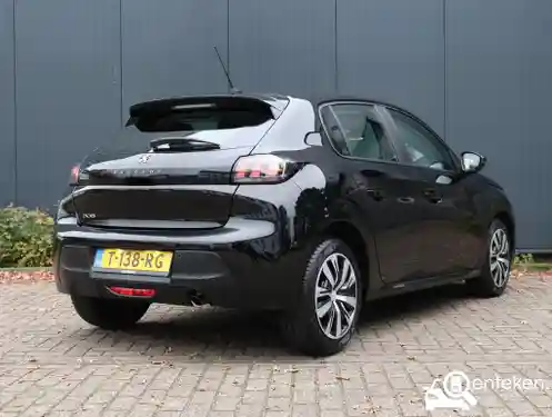 Peugeot 208 1.2 PureTech 100 2023