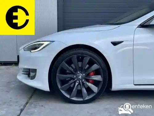 Tesla Model S P100D 2018
