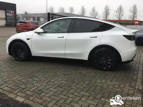 Tesla Model Y Maximum Range 2023