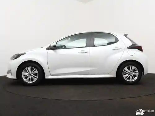 Mazda 2 Hybrid 2023