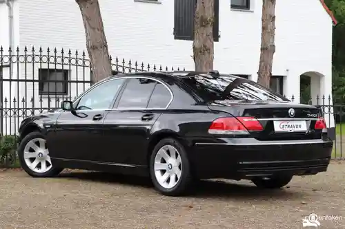 BMW 740i 2008